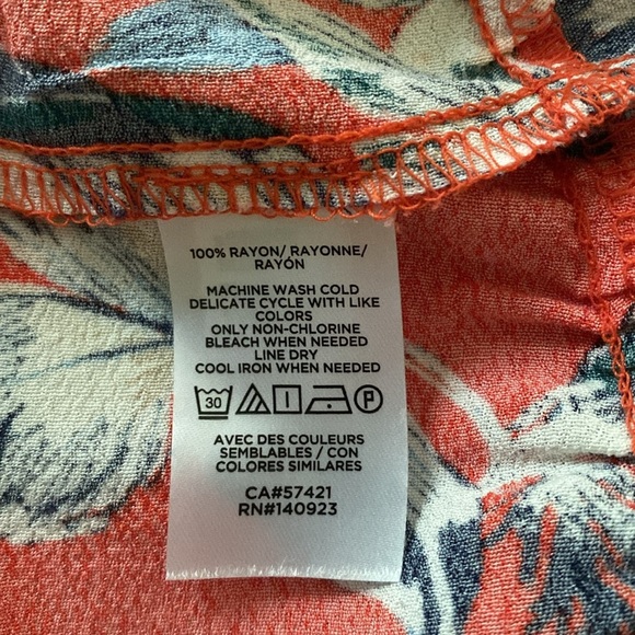 LOFT Womens Botanical Double V Peplum Shell size large - Picture 5 of 5